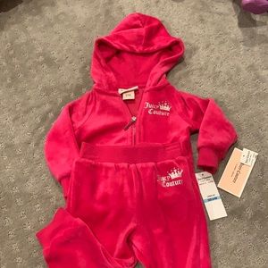 Juicy Couture set (6-9month) NWT